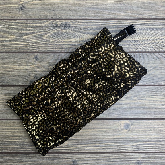 Express Clutch Purse Black Gold Cheetah Handheld Animal Print Holiday Shiny - Picture 3 of 7